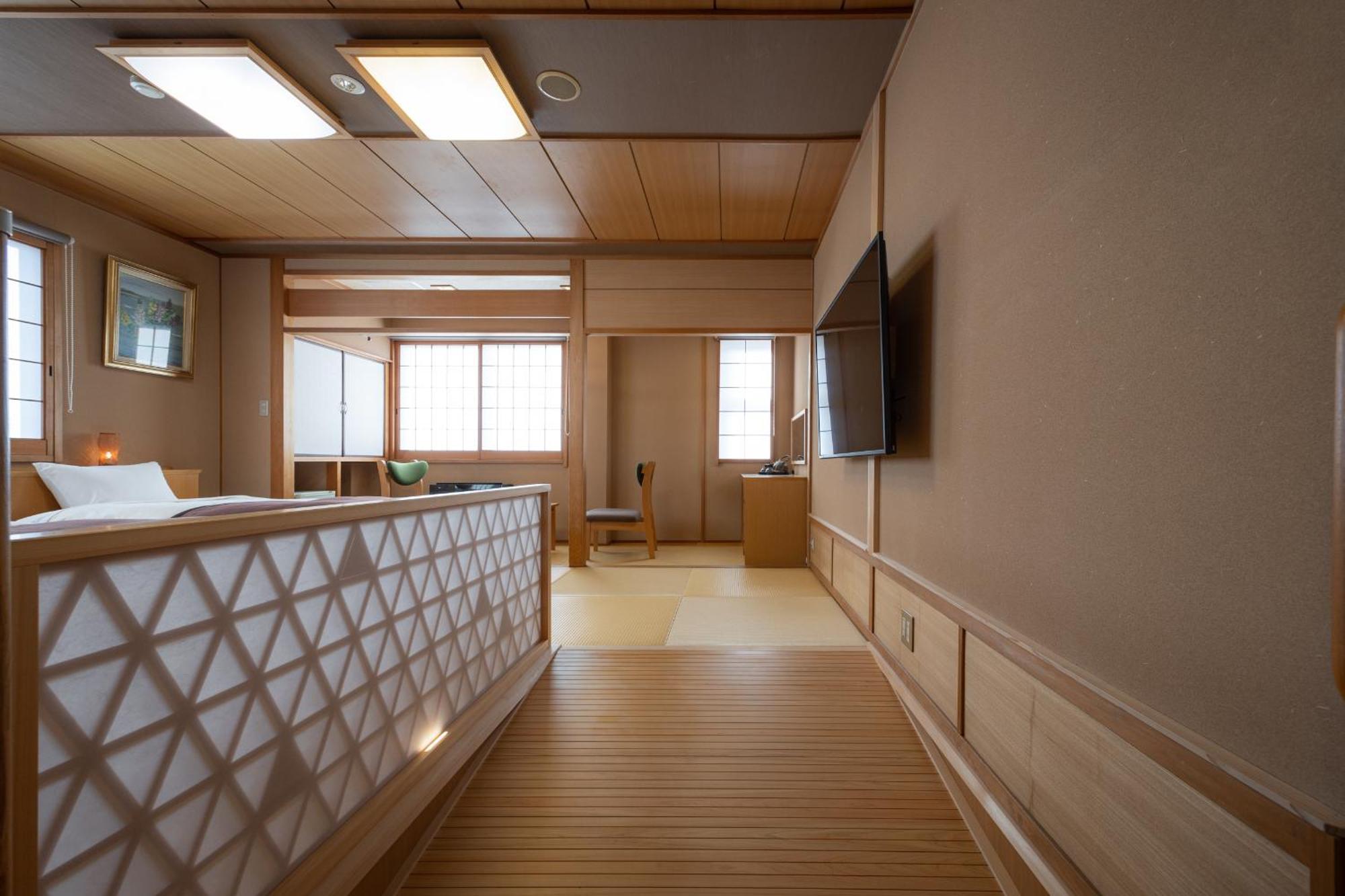 Kifuno Sato Hotel Mimasaka Exterior photo
